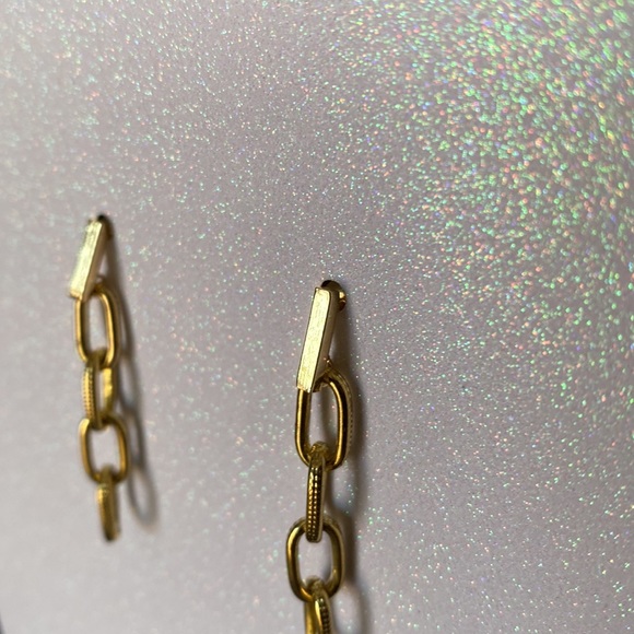 Bar & Chain Earrings - Picture 4 of 4